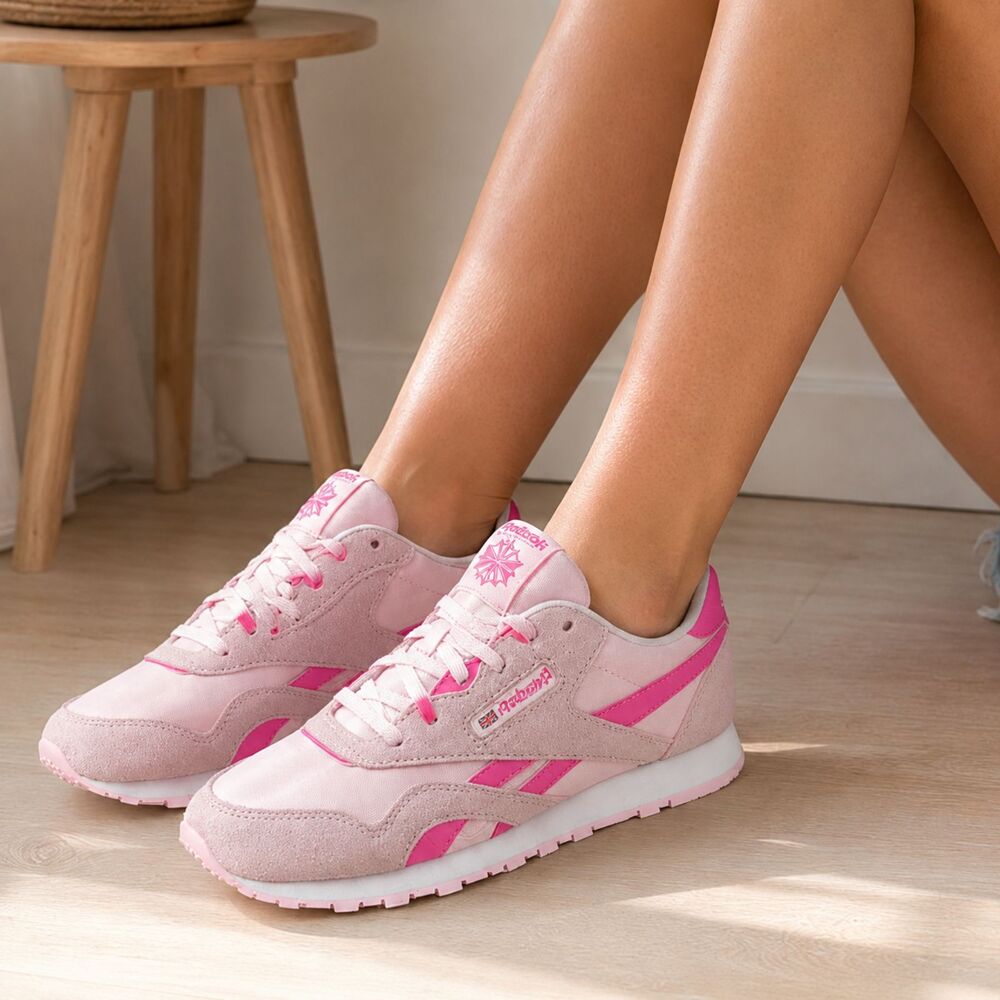 Reebok Classic Nylon Women’s 6.5 Pink Chalk Suede Retro Sneakers NWT